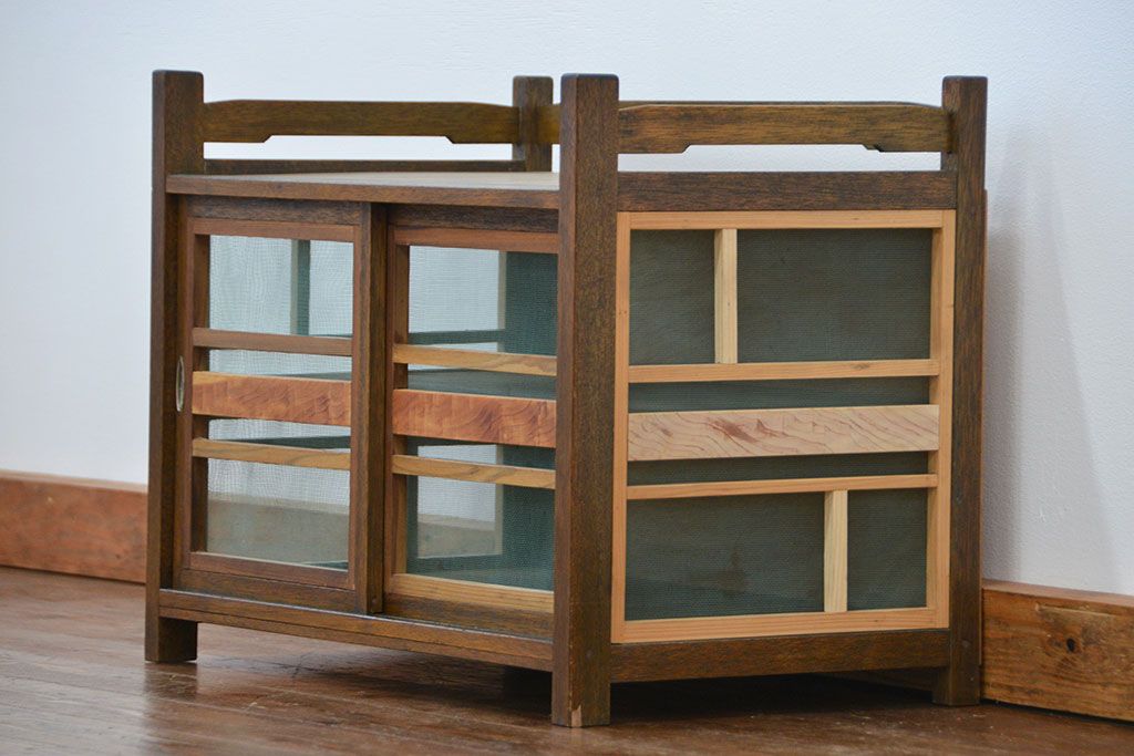 レトロ家具　昭和レトロ 古い木の蠅帳(はえ帳、はい帳)