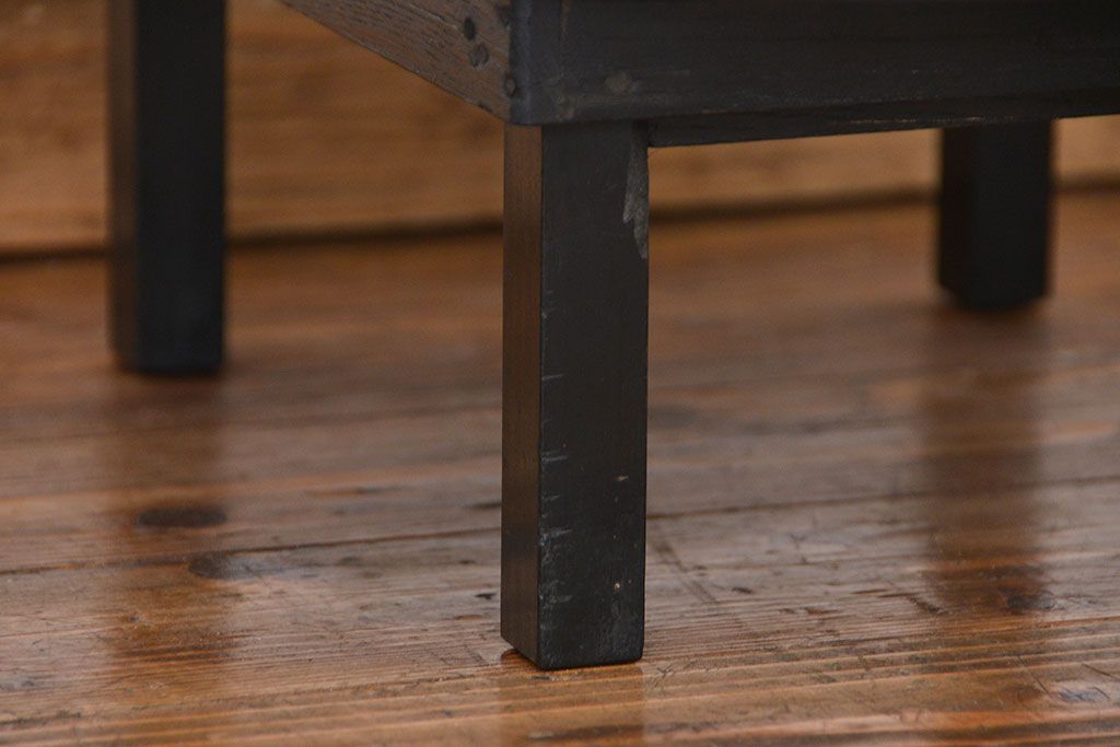 レトロ家具　昭和レトロ 小さな丸型テーブル(ちゃぶ台、机)