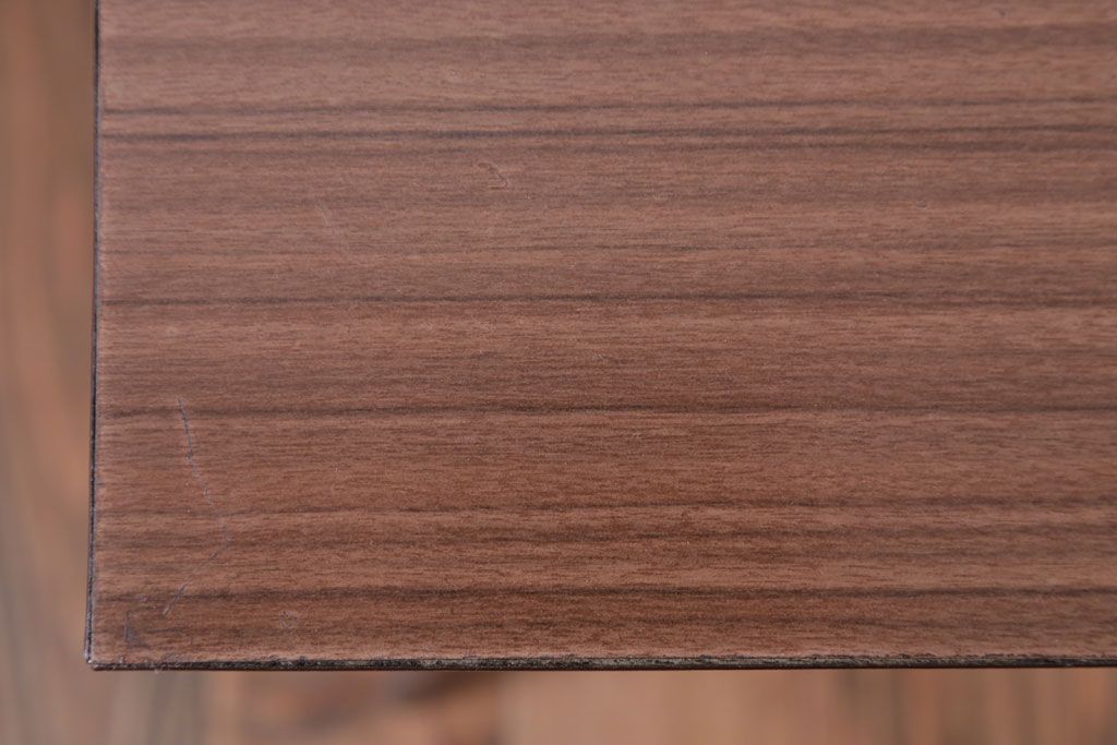 ヴィンテージ家具　ビンテージ　ミッドセンチュリースタイルのサイドテーブル
