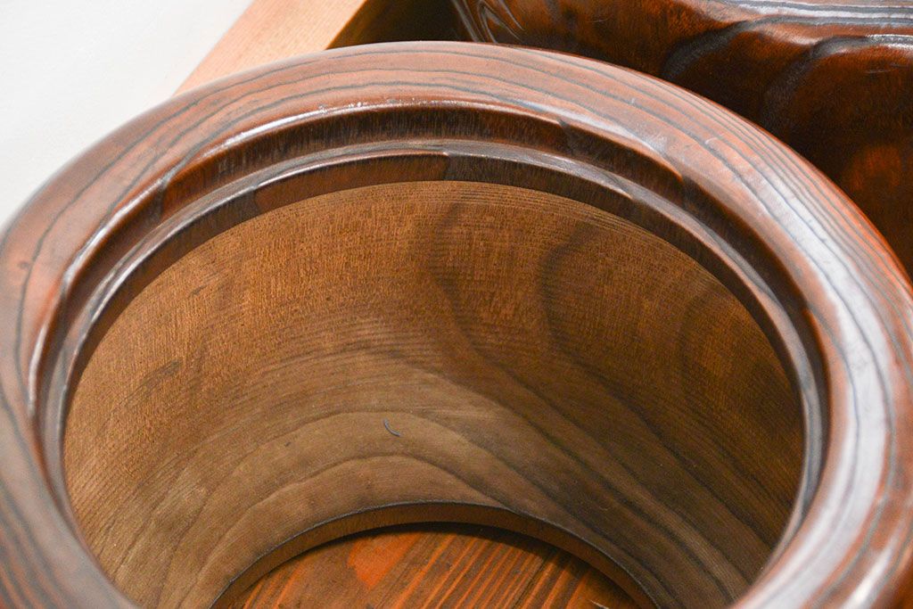 アンティーク雑貨　古民具・骨董  彫刻刳り貫き桐火鉢2個セット　