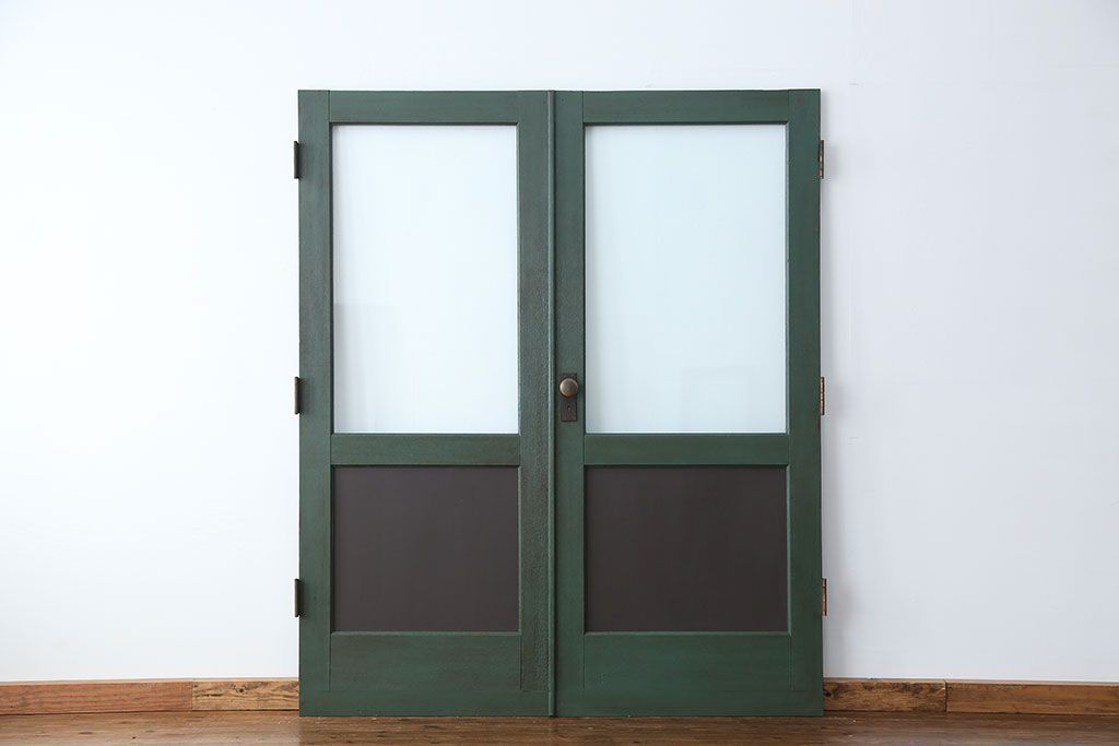 アンティーク シックなペイントの両開きドア1対(観音扉、ドア)