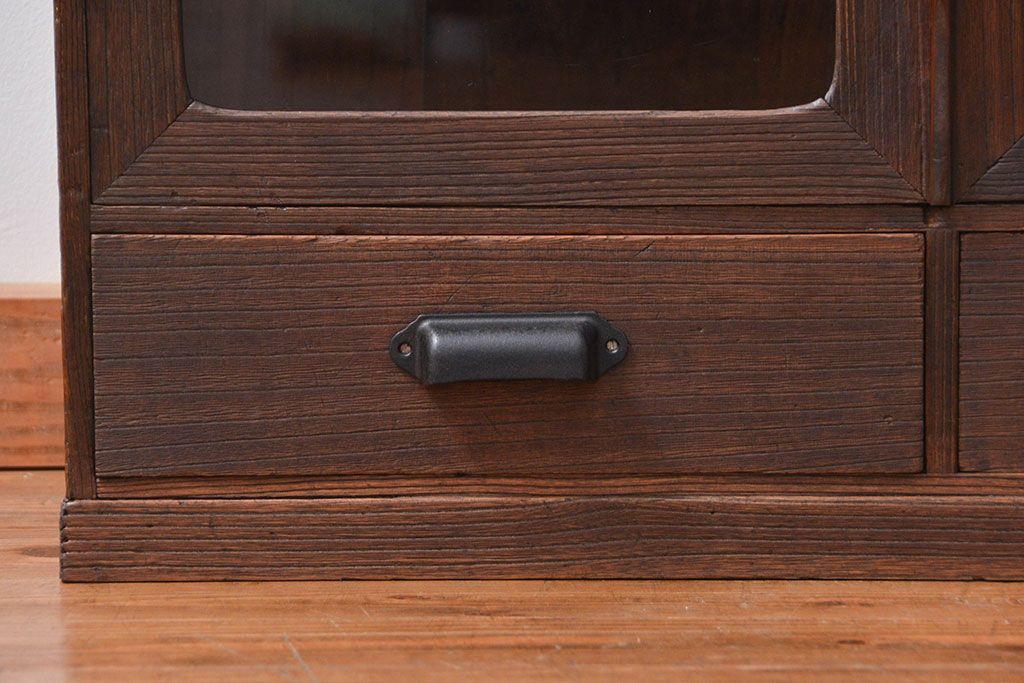 アンティーク家具　アンティーク 古い木のシンプルな本箱(収納棚、飾り棚)