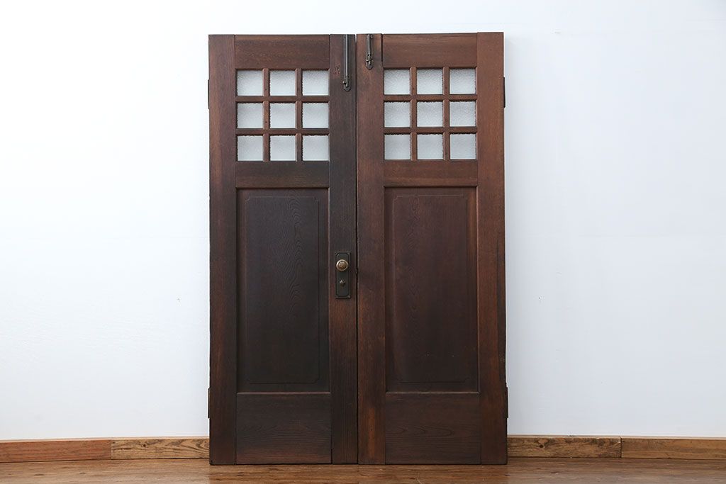 アンティーク 総欅材 無垢　両開き　味わい深い重厚な両開きドア1対(扉)