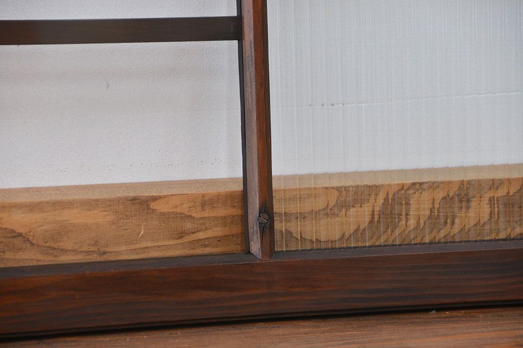 古民具・骨董 モールガラス入りのシックな明り取り(和風家具)