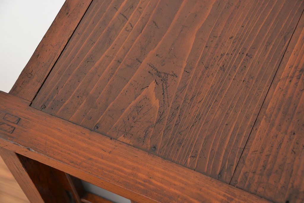 アンティーク家具　アンティーク すりガラス入りの格子引き戸収納棚(戸棚、茶箪笥、食器棚)