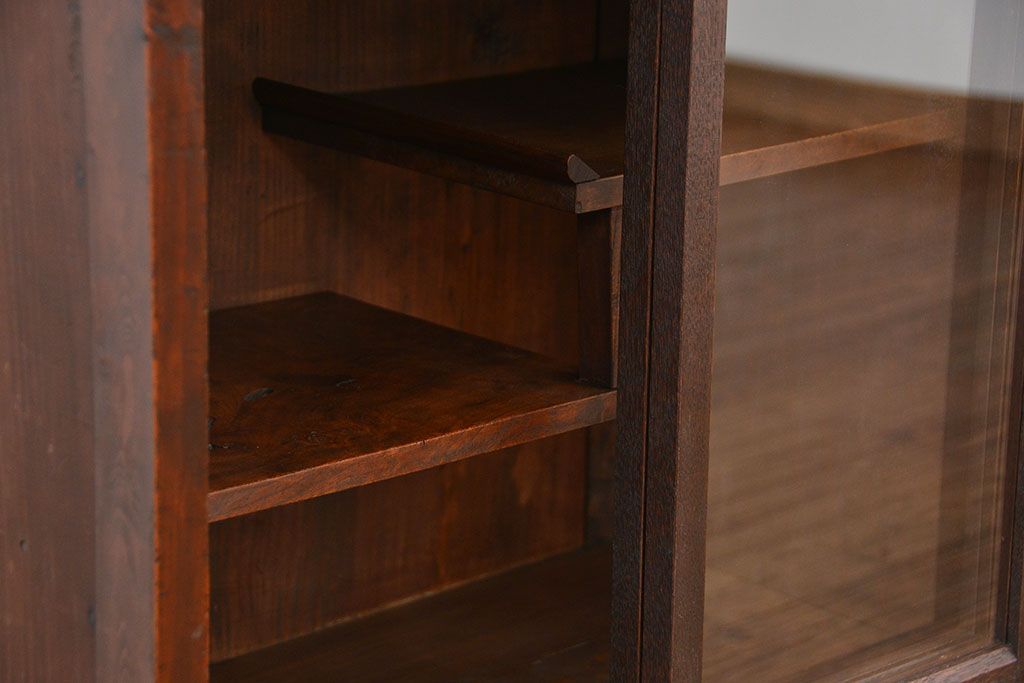 昭和レトロ 前面欅材の茶箪笥(収納棚、戸棚、和風家具)