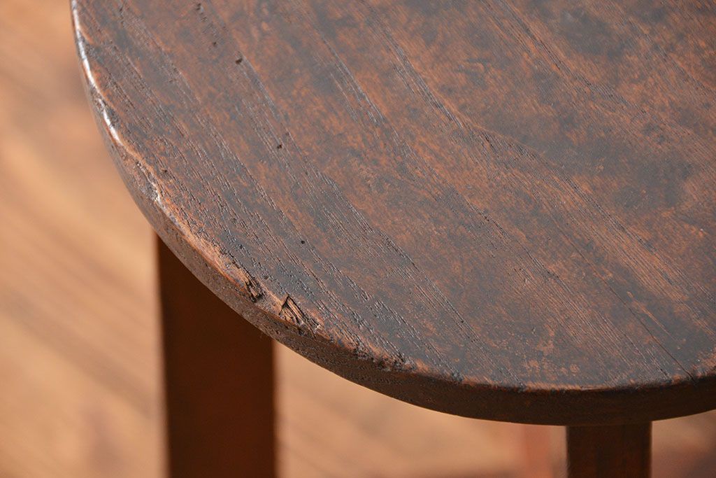 アンティーク家具　アンティーク 古い木のシンプルなスツール(丸椅子)