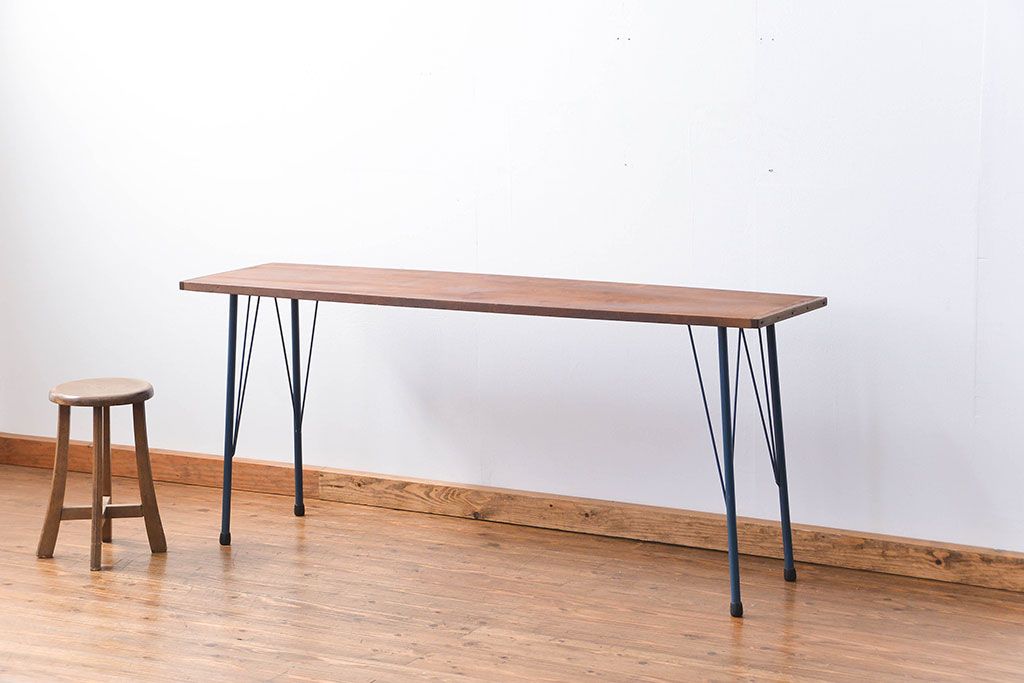 アンティーク家具　アンティーク ☆天板一枚板 使い込まれた古材天板の鉄脚テーブル(2)(デスク/作業台/机)