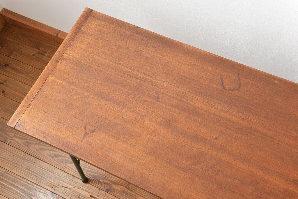 アンティーク家具　アンティーク ☆天板一枚板 使い込まれた古材天板の鉄脚テーブル(6)(デスク/作業台/机)