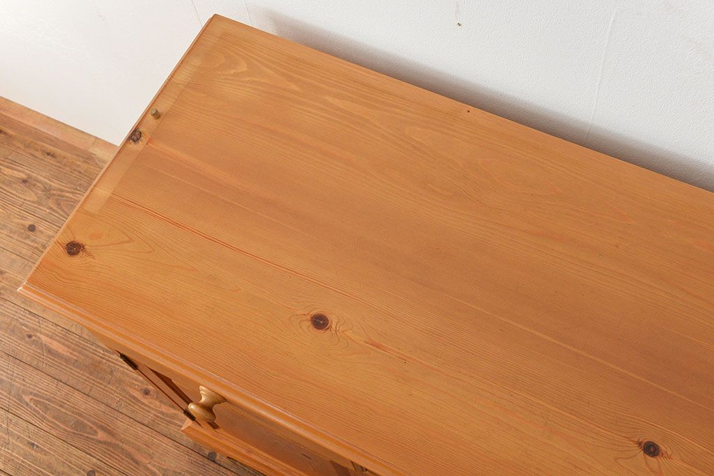 中古　ペニーワイズ　パイン材カップボード(大)定価約36万円(食器棚、キャビネット、カップボード)