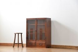 レトロ家具　昭和レトロ 古い木の小振りな本箱(ブックケース、本棚)