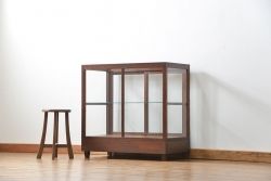 アンティーク家具　アンティーク 古い木のシンプルなガラスケース(1)(ショーケース、飾り棚)