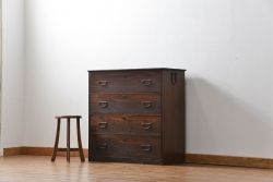 アンティーク家具　古民具・骨董 前面縞黒檀の上品な時代箪笥(チェスト、タンス)