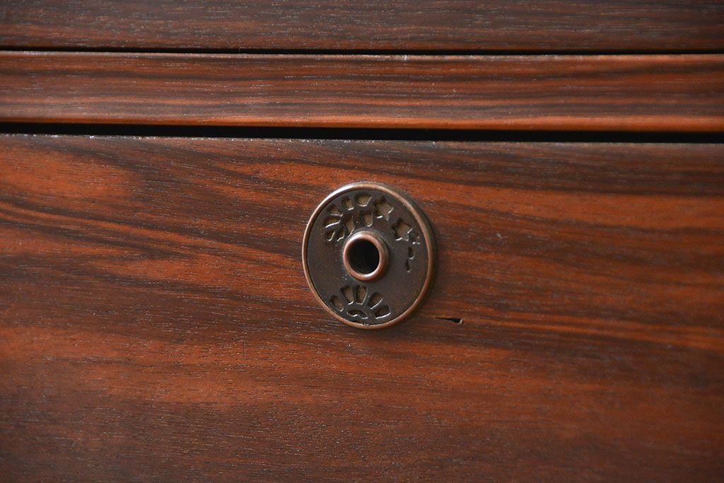 アンティーク家具　古民具・骨董 前面縞黒檀の上品な時代箪笥(チェスト、タンス)