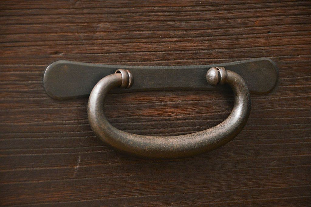 アンティーク家具　アンティーク 味わい深い二段重ね時代箪笥(たんす、タンス)