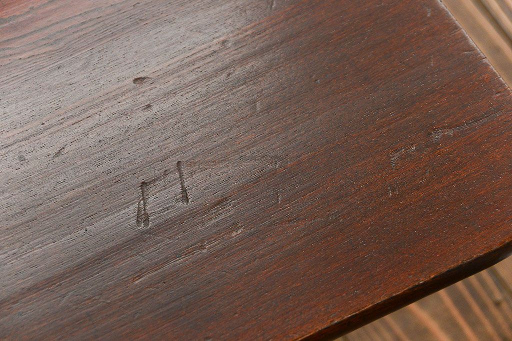 アンティーク家具　アンティーク 古い栓材の角型ちゃぶ台(3)(テーブル、机)