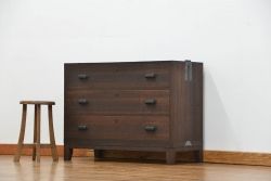 アンティーク家具　アンティーク 古い木のシンプルな脚付きローチェスト(3)(ローボード)