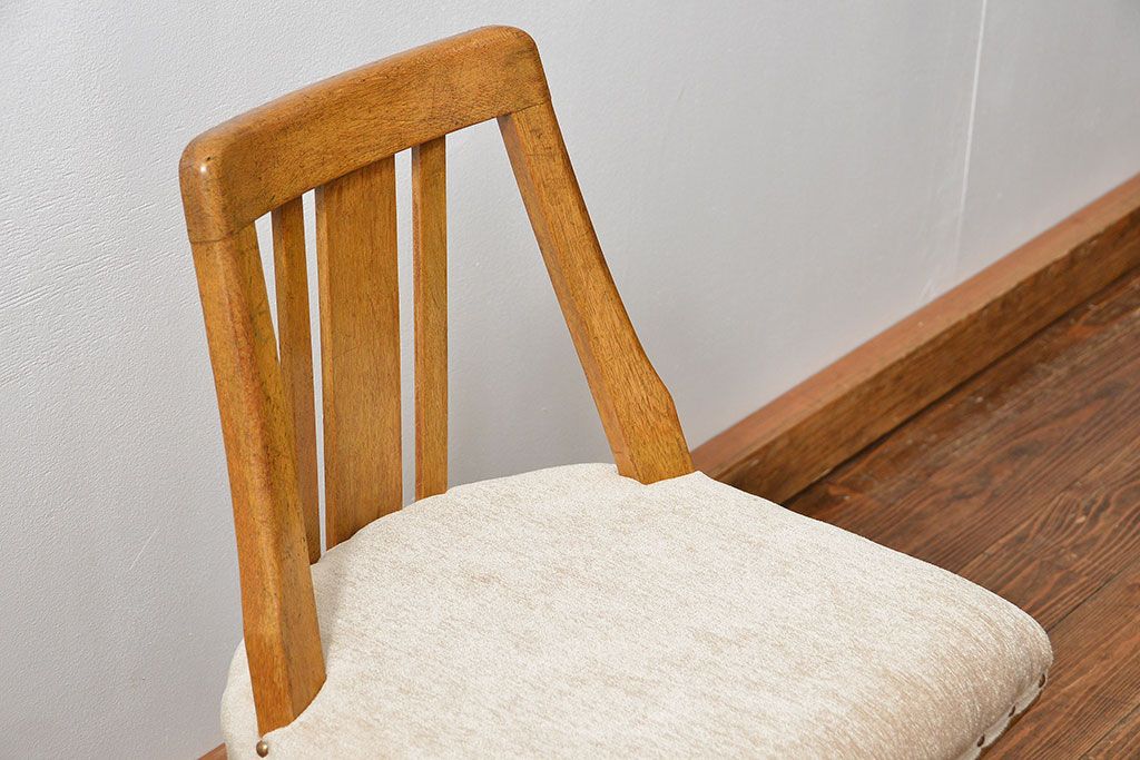 レトロ家具　昭和レトロ 古いナラ材のかわいい回転イス(椅子、イス)　