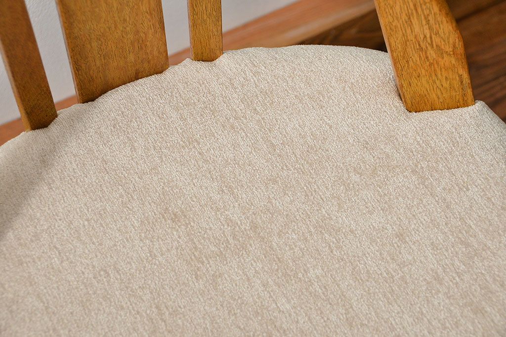 レトロ家具　昭和レトロ 古いナラ材のかわいい回転イス(椅子、イス)　