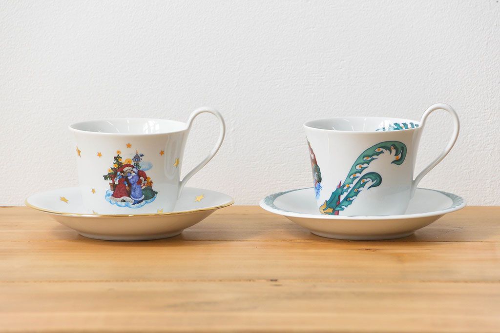 アンティーク雑貨　中古 ロイヤルコペンハーゲン(Royal Copenhagen) ジングルベル　カップ&ソーサー2客
