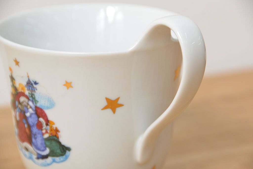 アンティーク雑貨　中古 ロイヤルコペンハーゲン(Royal Copenhagen) ジングルベル　カップ&ソーサー2客
