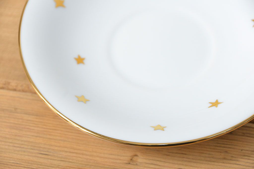 アンティーク雑貨　中古 ロイヤルコペンハーゲン(Royal Copenhagen) ジングルベル　カップ&ソーサー2客