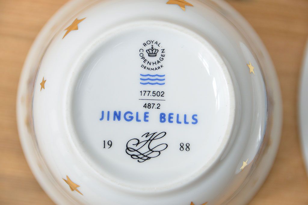 アンティーク雑貨　中古 ロイヤルコペンハーゲン(Royal Copenhagen) ジングルベル　カップ&ソーサー2客