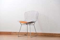 中古　Knoll(ノール)　ワイヤーサイドチェア?　(イス、椅子)