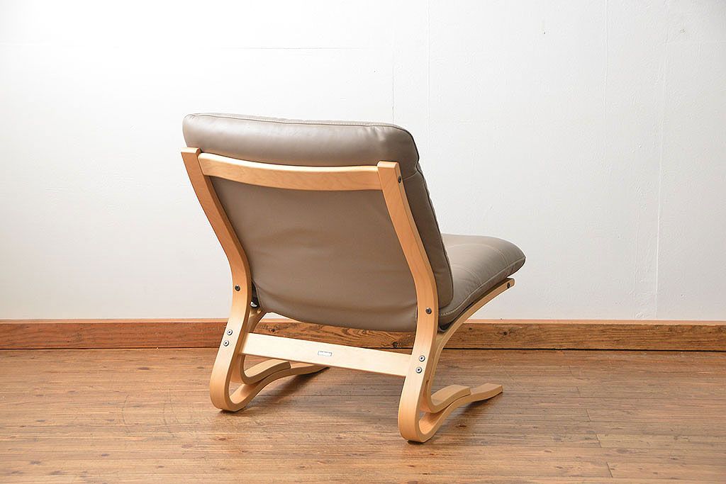 中古 展示・美品　カリモク　レトロモダン　WDモデル革張りソファー(3) 定価約12万円