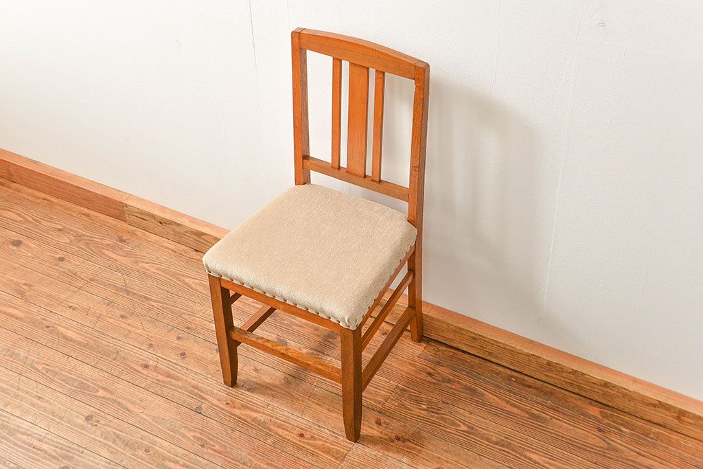 レトロ家具　昭和レトロ シンプルなアンティークチェア(椅子、イス)