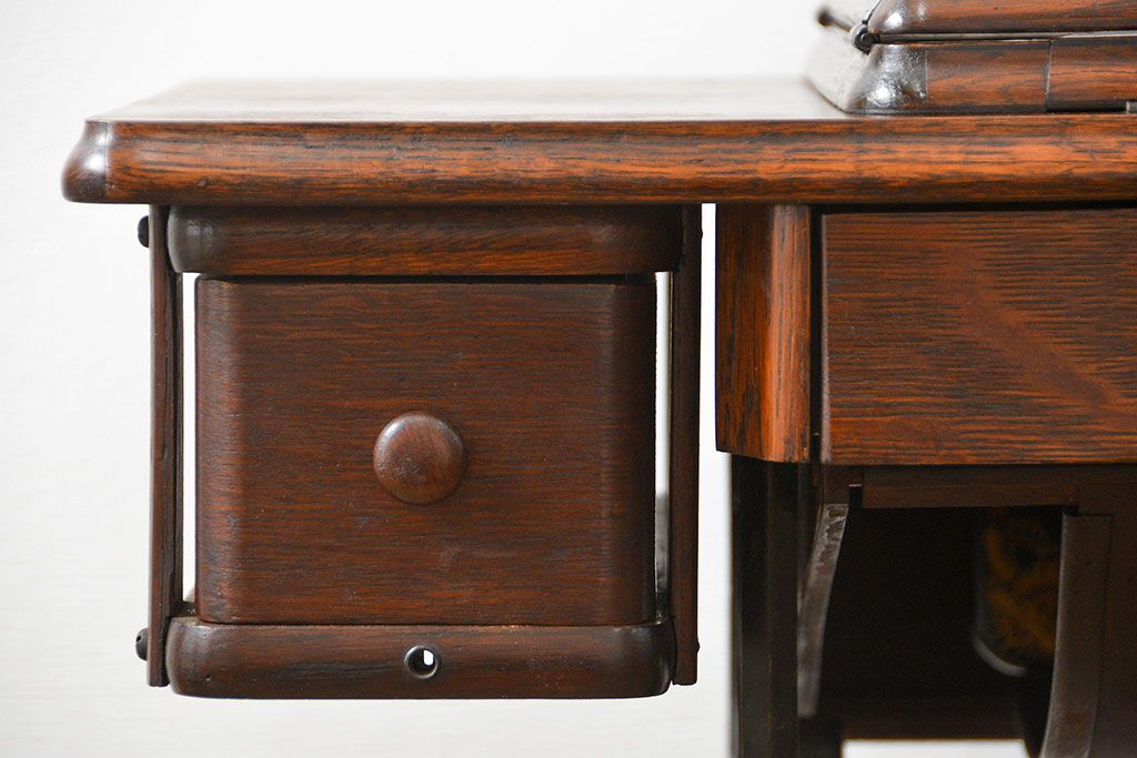 アンティーク家具　アンティーク　足踏みシンガーミシン(SINGER)(1)