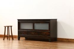 アンティーク家具　アンティーク 前面黒柿材のシックでモダンな脚付きテレビボード(TVボード、ローボード、収納棚)