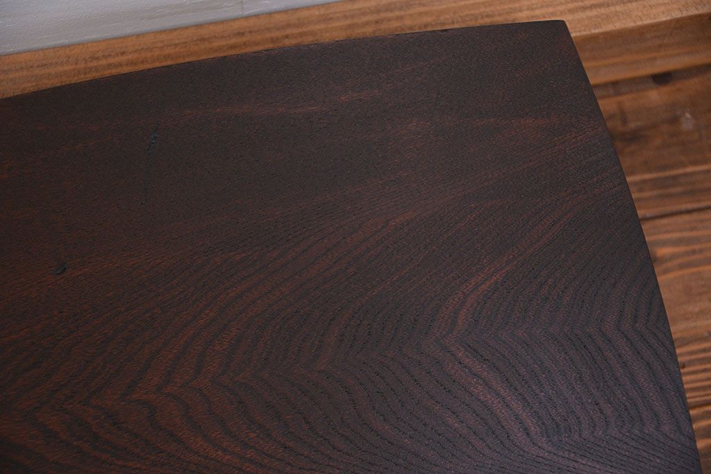 レトロ家具　昭和レトロ 古い木の小さな変わり型ちゃぶ台(テーブル、机)