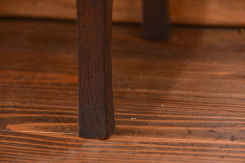 レトロ家具　昭和レトロ 古い木の小さな変わり型ちゃぶ台(テーブル、机)