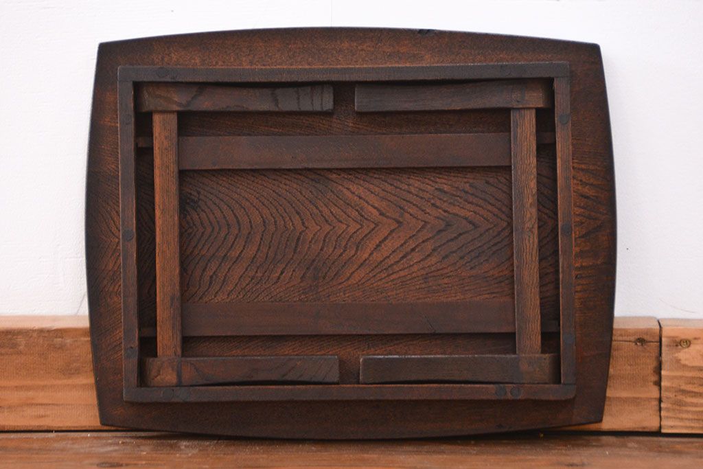 レトロ家具　昭和レトロ 古い木の小さな変わり型ちゃぶ台(テーブル、机)