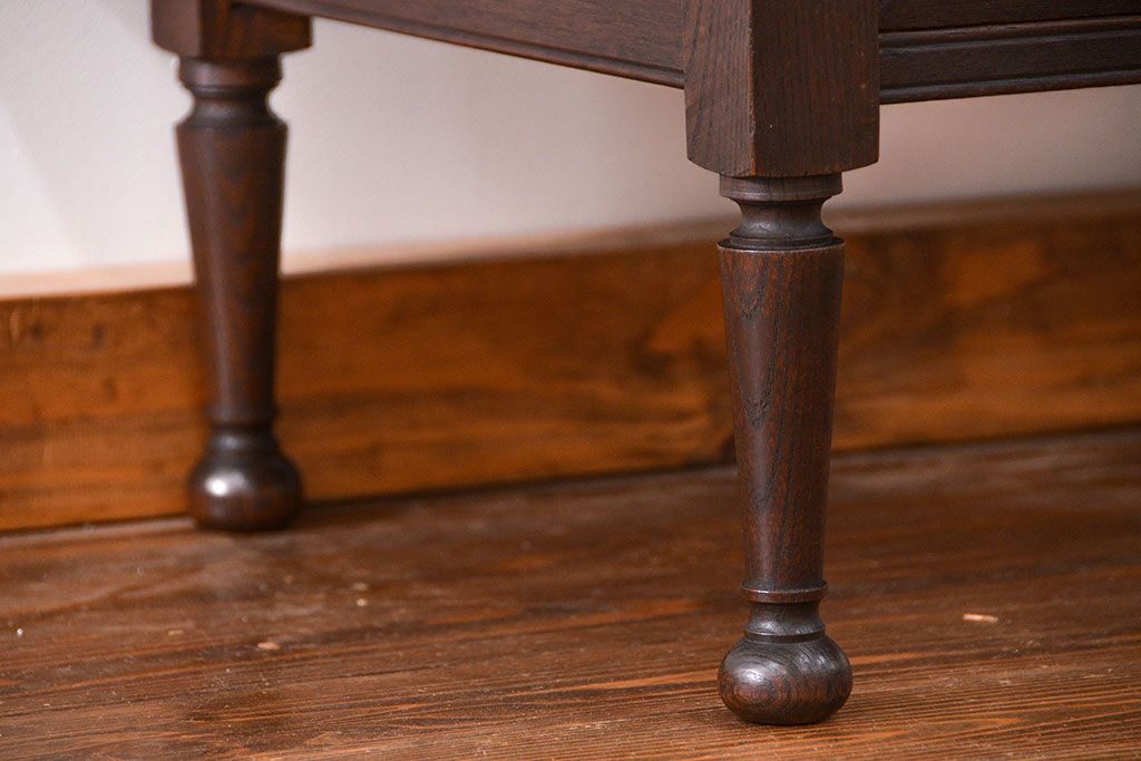 アンティーク家具　大正ロマン 古い栓材のかわいいアンティークテーブル(机、在宅ワーク、在宅用作業台、デスク)