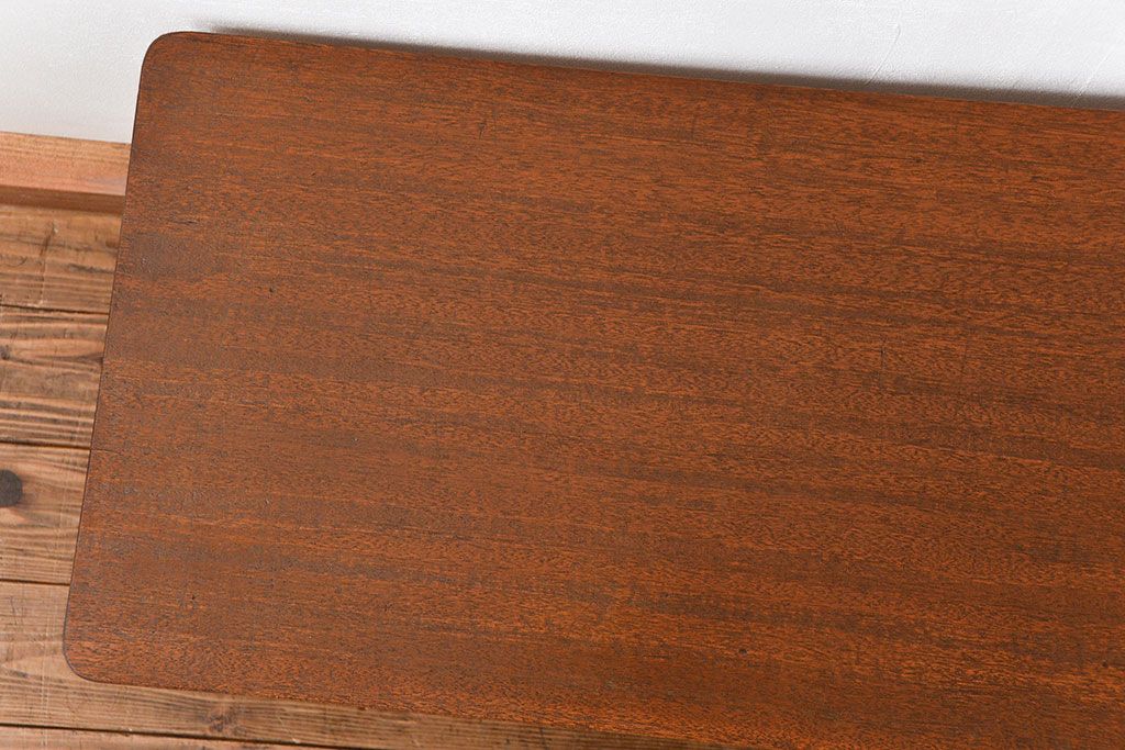 レトロ家具　アンティーク 天板一枚板!古材を使ったレトロなスクエア型センターテーブル(小)(1)
