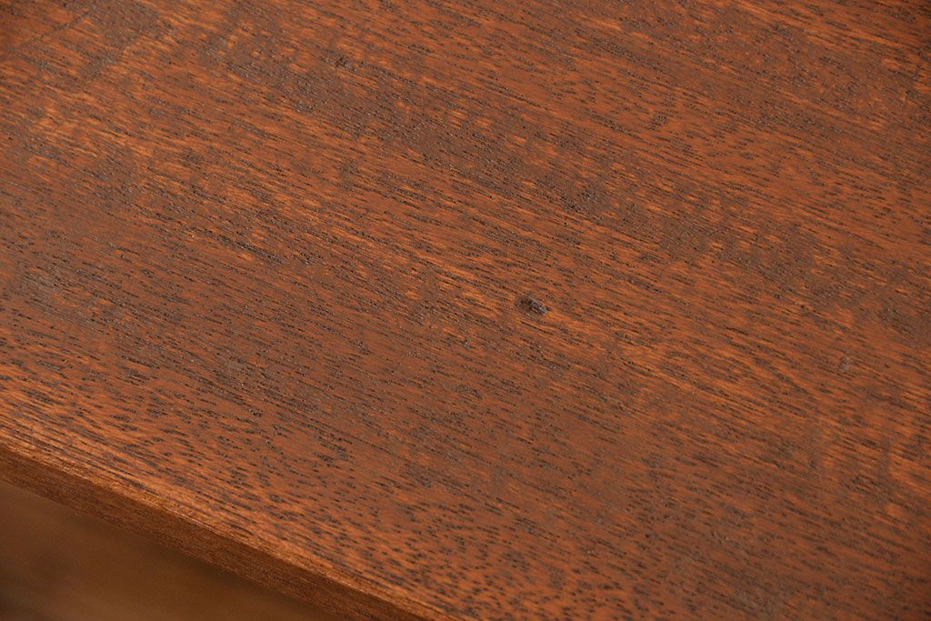レトロ家具　アンティーク 天板一枚板!古材を使ったレトロなスクエア型センターテーブル(小)(1)