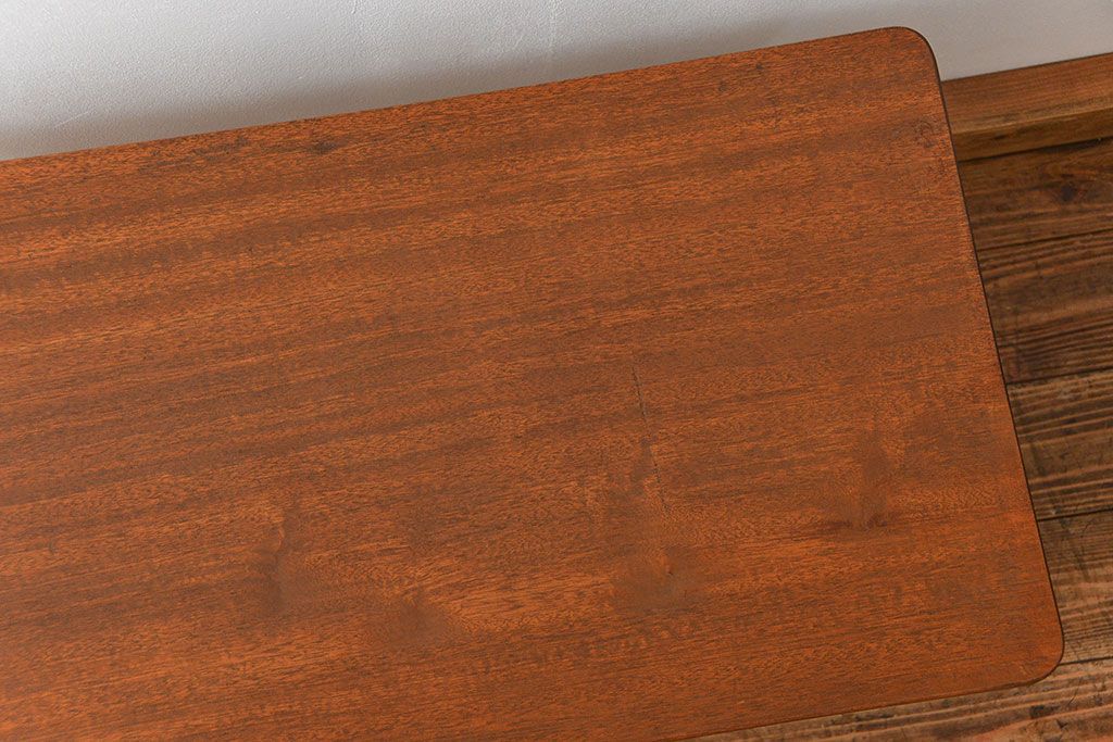 レトロ家具　昭和レトロ 天板一枚板!古材を使ったレトロなスクエア型アンティークセンターテーブル