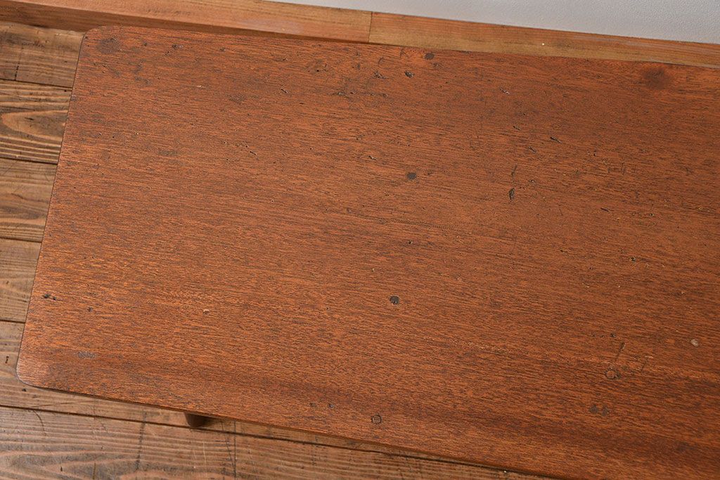 レトロ家具　昭和レトロ 天板一枚板!古材を使った緩やか曲線のセンターテーブル(2)