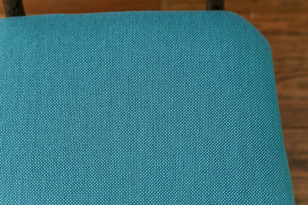 レトロ家具　昭和レトロ ファブリック座面の鉄脚チェア1脚(イス、椅子)