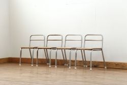レトロ家具　昭和レトロ 古い幼稚園の小さな椅子4脚セット(1)(イス、チェア)
