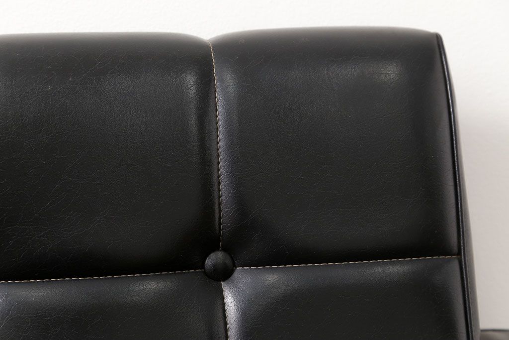 レトロ家具　1960〜70年代  レトロな3Pソファ