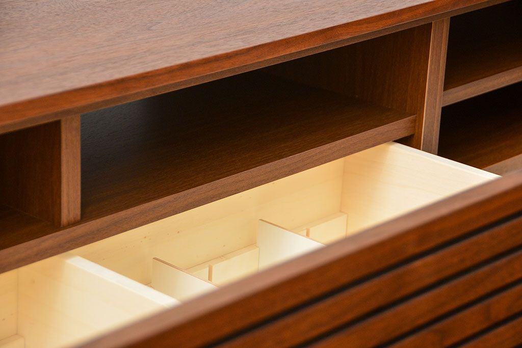 中古 広松木工製 ウォールナットテレビボード 定価11万円 (TVボード、ローボード)