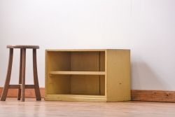 アンティーク家具　アンティークペイント　小さな飾り棚(収納棚)