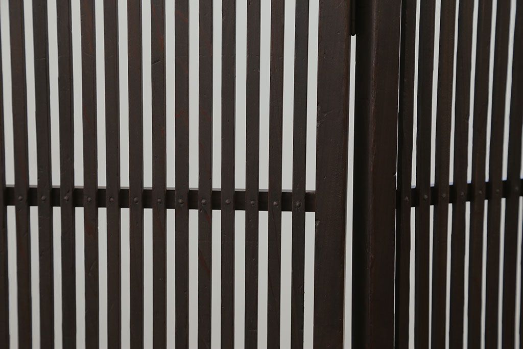 古民具・骨董 古い商家の折り畳み式衝立て　(パーテーション、帳場格子)