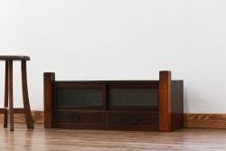 アンティーク家具　古民具・骨董 ダイヤガラス入りの小さな置き床(置床、ローボード)