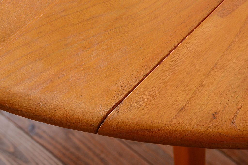 アンティーク家具　イギリスERCOL(アーコール)　ウィンザーシリーズ　バタフライテーブル