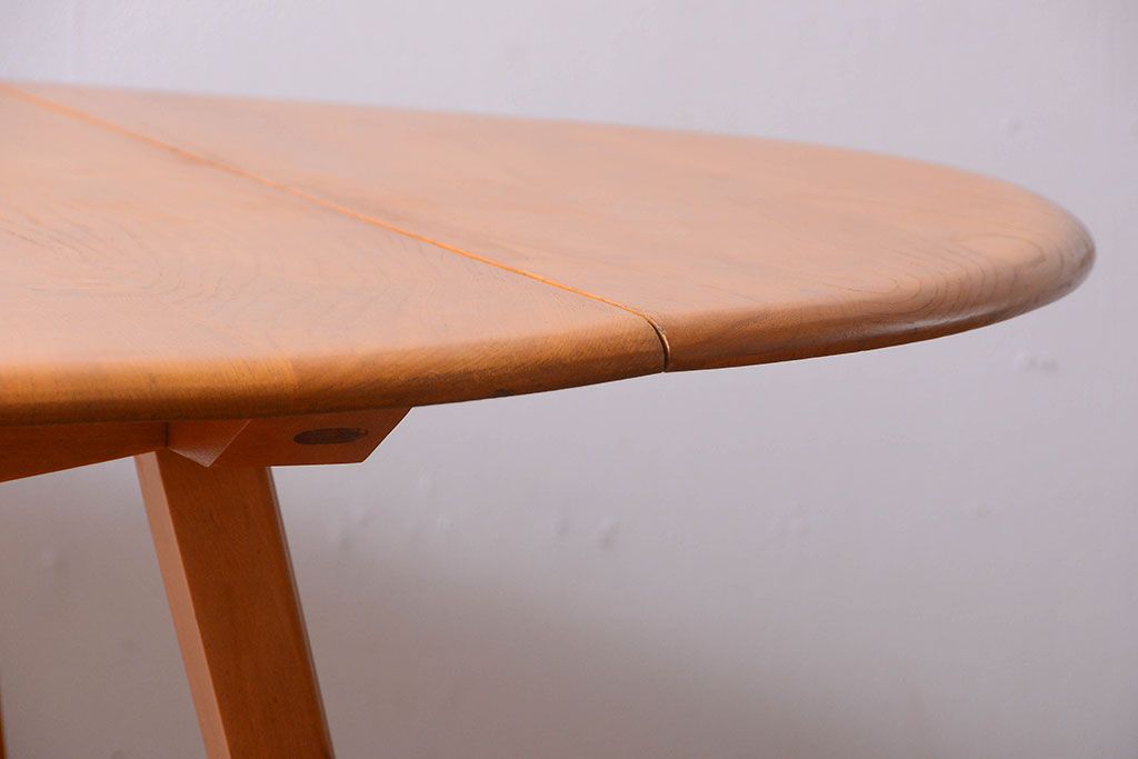 アンティーク家具　イギリスERCOL(アーコール)　ウィンザーシリーズ　バタフライテーブル
