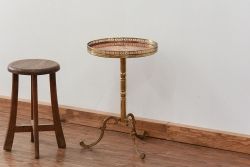 中古 イタリア ビンテージ 象嵌入りの上品なサイドテーブル(花台)